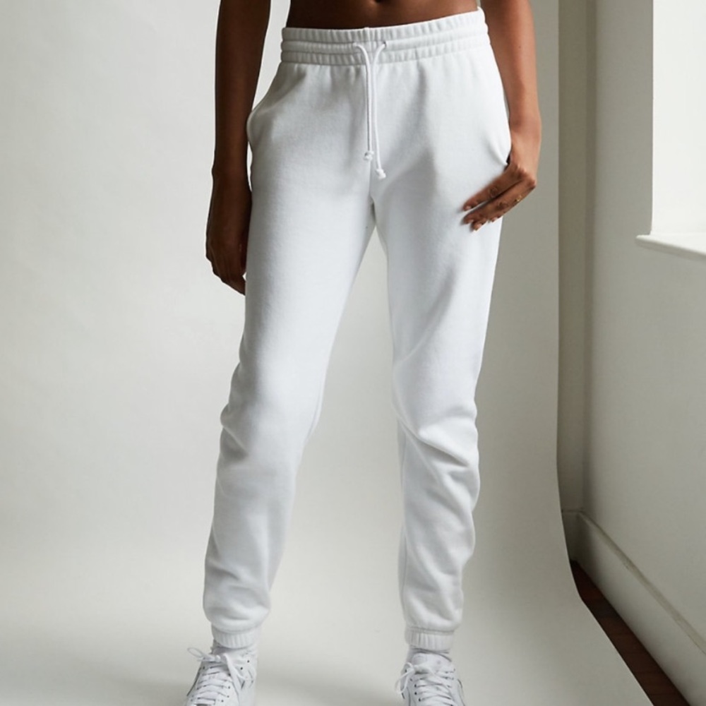 Aritzia Tna White Drawstring Joggers